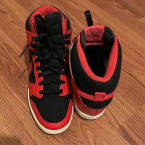 7.5 Women’s Nike Air Dunk Heeled Sneakers